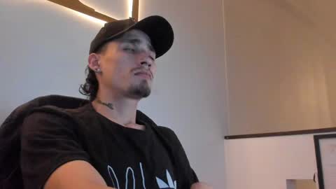 Snapshot of hell_boy66 chatting on 4, 5, 2026 Eros online show from 4, 5, 2026