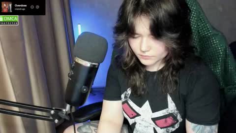 Snapshot of hell_hotline chatting on 9, 3, 2026 Red online show from 9, 3, 2026