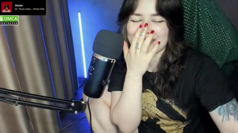 Snapshot of hell_hotline chatting on 16, 3, 2026 Red online show from 16, 3, 2026