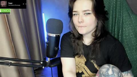 Snapshot of hell_hotline chatting on 8, 4, 2026 Red online show from 8, 4, 2026