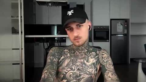 Snapshot of hellacozy chatting on 7, 2, 2026 hellacozy online show from 7, 2, 2026