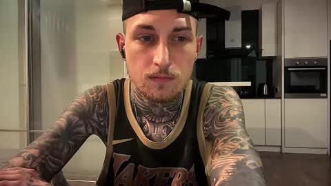 Snapshot of hellacozy chatting on 20, 2, 2026 hellacozy online show from 20, 2, 2026