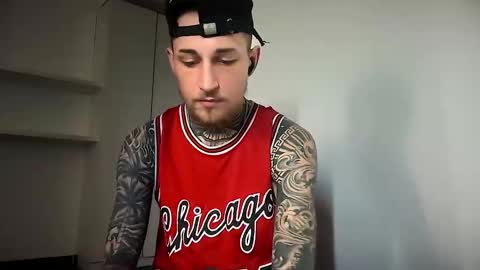 Snapshot of hellacozy chatting on 1, 3, 2026 hellacozy online show from 1, 3, 2026