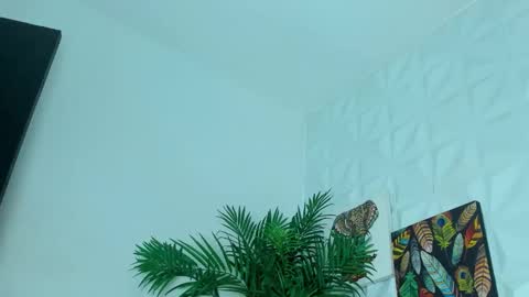 Snapshot of hellen_sky_ chatting on 18, 11, 2025 hellen online show from 18, 11, 2025