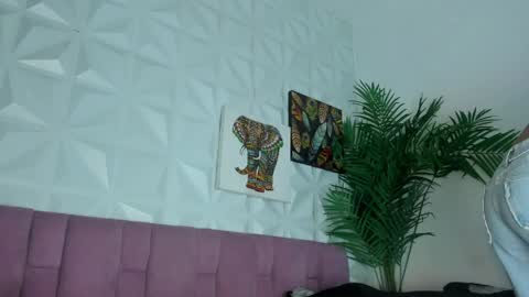 Snapshot of hellen_sky_ chatting on 25, 5, 2026 hellen online show from 25, 5, 2026
