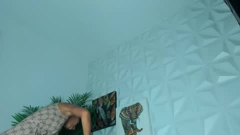 Snapshot of hellen_sky_ chatting on 5, 6, 2026 hellen online show from 5, 6, 2026
