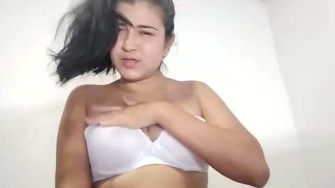 Snapshot of hellennmoon chatting on 25, 2, 2026 Hellen online show from 25, 2, 2026