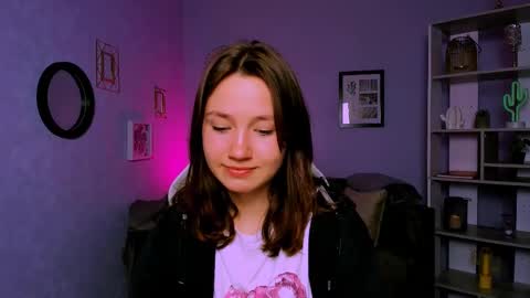 Helli online show from 10, 3, 2025