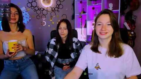 Snapshot of helli_belli chatting on 6, 1, 2026 Helli online show from 6, 1, 2026