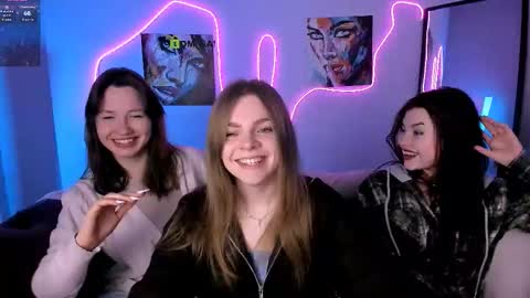 Snapshot of helli_belli chatting on 2, 2, 2026 Helli online show from 2, 2, 2026