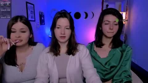 Snapshot of helli_belli chatting on 1, 3, 2026 Helli online show from 1, 3, 2026