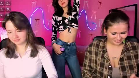 Snapshot of helli_belli chatting on 17, 3, 2026 Helli online show from 17, 3, 2026