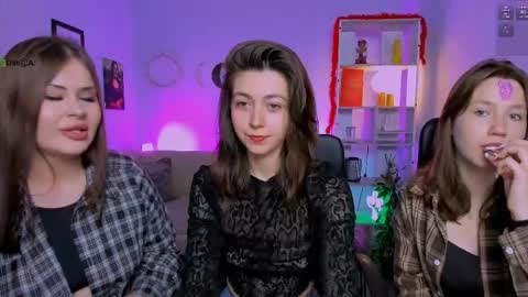 Snapshot of helli_belli chatting on 28, 3, 2026 Helli online show from 28, 3, 2026