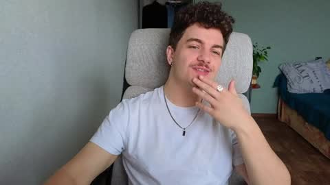 Snapshot of hellish_sugar chatting on 31, 3, 2026 Remy online show from 31, 3, 2026