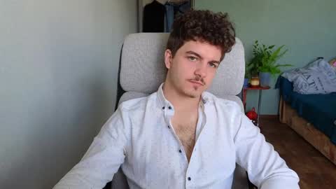 Snapshot of hellish_sugar chatting on 9, 4, 2026 Remy online show from 9, 4, 2026