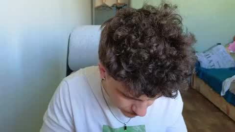 Snapshot of hellish_sugar chatting on 26, 4, 2026 Remy online show from 26, 4, 2026