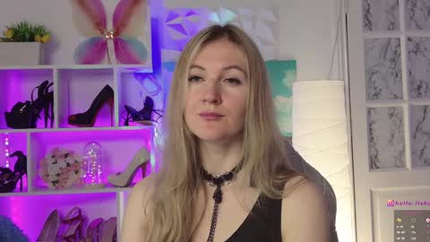 Alisia  Monday to Friday from 10 am to 4 pm GMT 2 online show from 13, 1, 2025