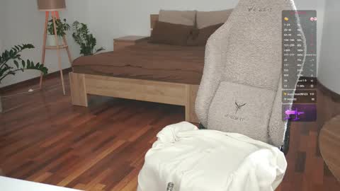 Taya online show from 25, 9, 2025