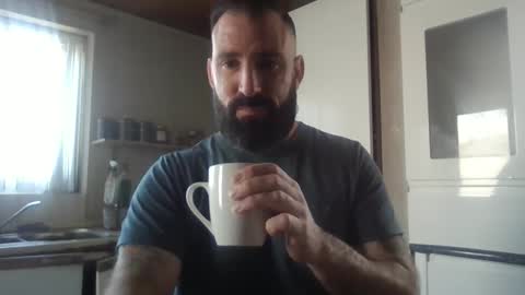 hellobunbunx0 online show from 8, 4, 2026