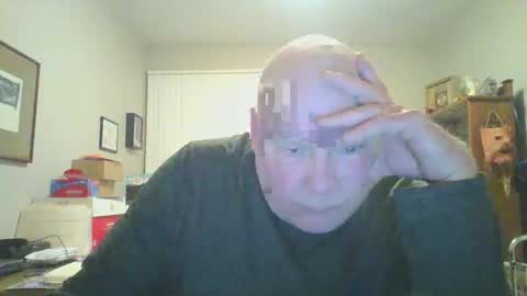 helloforfun111 online show from 12, 4, 2026