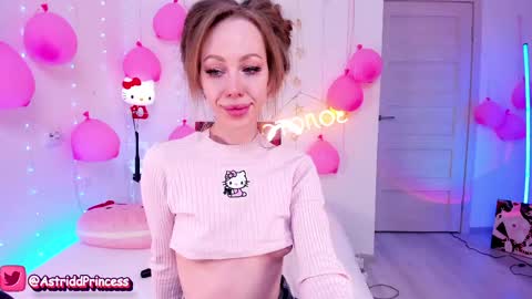 helloiamastrid online show from 15, 4, 2026