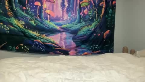 Snapshot of hellok1tty666 chatting on 21, 12, 2024 Luci online show from 21, 12, 2024