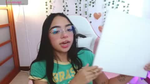 Snapshot of hellokitty_valery1 chatting on 25, 6, 2026 hellokitty_valery1 online show from 25, 6, 2026