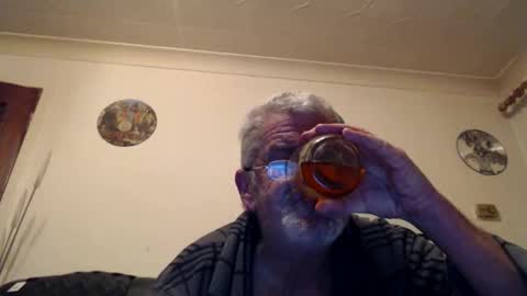 helloyou64 online show from 20, 12, 2025