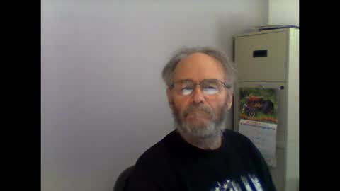 Snapshot of helopilot01 chatting on 19, 10, 2025 helopilot01 online show from 19, 10, 2025