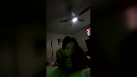 Snapshot of helovesthispussy420 chatting on 23, 4, 2026 helovesthispussy420 online show from 23, 4, 2026