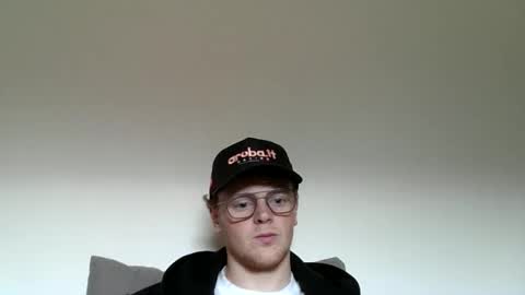 Snapshot of henrietje chatting on 7, 6, 2026 henrietje online show from 7, 6, 2026