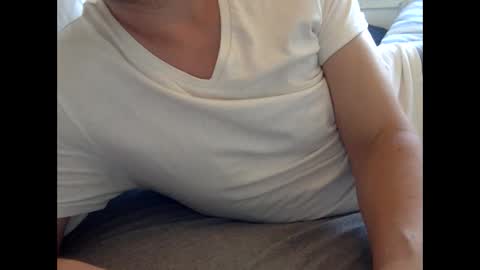 Henryhipster  sub  spank useme new Europe Twink kiss first fit kinky naughty online show from 27, 5, 2026