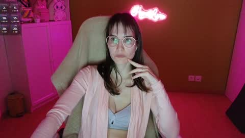 Snapshot of heraluna_ chatting on 15, 1, 2025 HeraLuna  online show from 15, 1, 2025