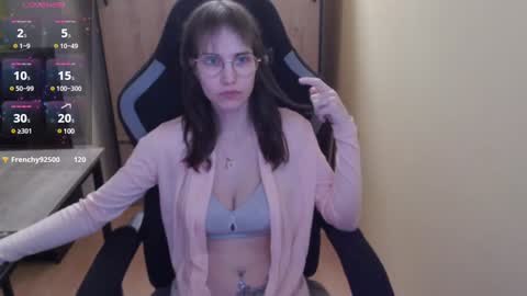 Snapshot of heraluna_ chatting on 16, 1, 2025 HeraLuna  online show from 16, 1, 2025