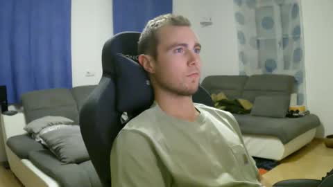 John Pearl online show from 5, 12, 2025