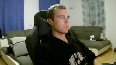 John Pearl online show from 22, 12, 2025