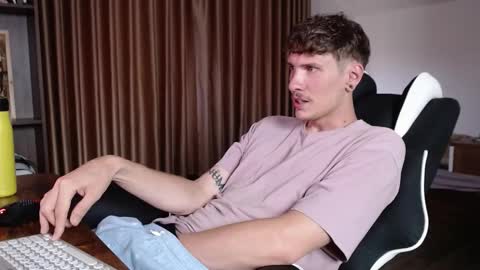 Gregblonde  Alextattoo online show from 27, 9, 2025