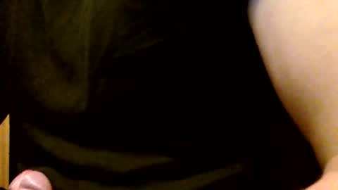 Snapshot of heretost chatting on 19, 1, 2025 mr D online show from 19, 1, 2025