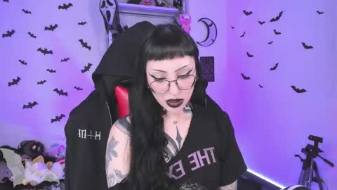 Snapshot of herinfernalmajesty chatting on 21, 3, 2026 Marie online show from 21, 3, 2026