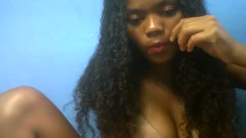 Snapshot of herisse01 chatting on 21, 3, 2026 herisse01 online show from 21, 3, 2026