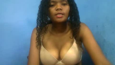 Snapshot of herisse01 chatting on 26, 3, 2026 herisse01 online show from 26, 3, 2026