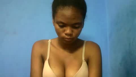 Snapshot of herisse01 chatting on 20, 4, 2026 herisse01 online show from 20, 4, 2026