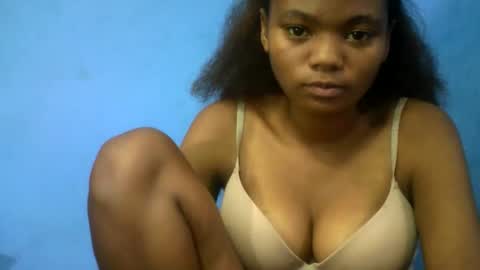 Snapshot of herisse01 chatting on 21, 4, 2026 herisse01 online show from 21, 4, 2026