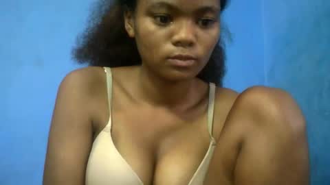 Snapshot of herisse01 chatting on 21, 4, 2026 herisse01 online show from 21, 4, 2026