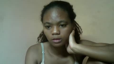 Snapshot of herisse01 chatting on 21, 5, 2026 herisse01 online show from 21, 5, 2026