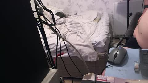 mature online show from 21, 9, 2025