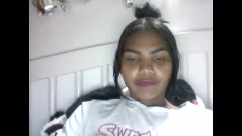 Snapshot of hermione_franco chatting on 20, 12, 2024 hermione_franco online show from 20, 12, 2024