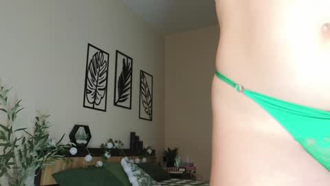 Snapshot of heroine_of_your_life chatting on 25, 12, 2024 Maryana online show from 25, 12, 2024