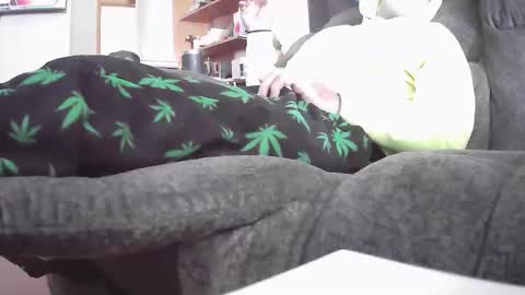 herpotheadpup online show from 30, 11, 2025