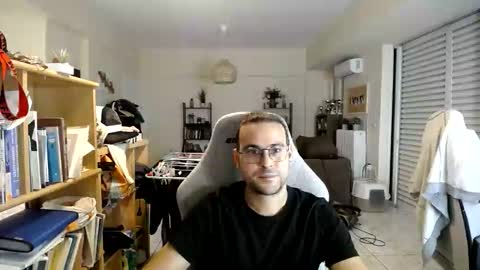 Snapshot of hervo chatting on 10, 11, 2025 YourGuy online show from 10, 11, 2025